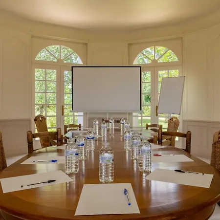 Le Domaine De - Echappee Belle En Tribu Flancourt-Crescy-en-Roumois